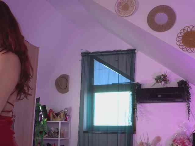 VixenIvy webcam