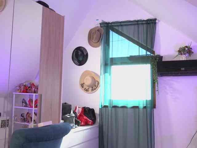 VixenIvy webcam