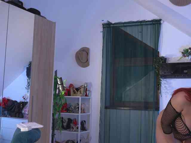 VixenIvy webcam