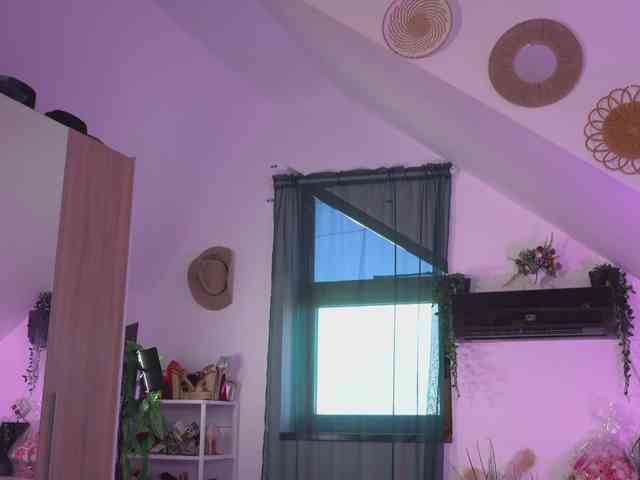 VixenIvy webcam