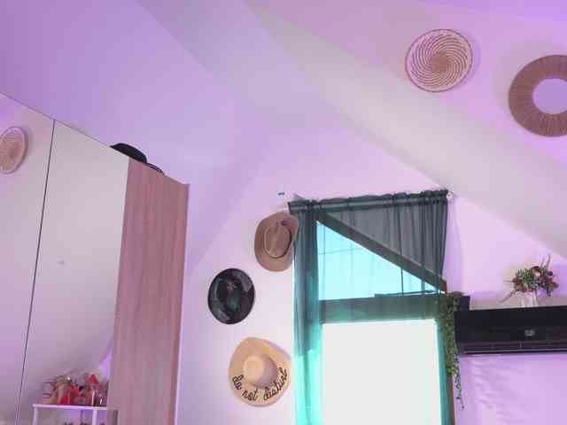 VixenIvy webcam