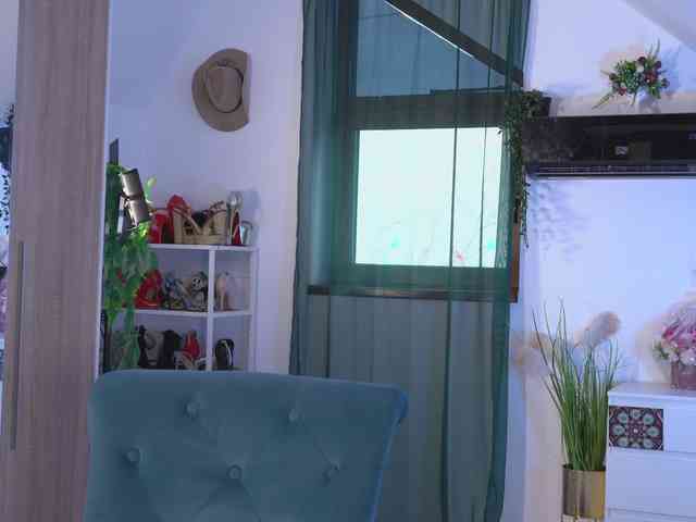 VixenIvy webcam