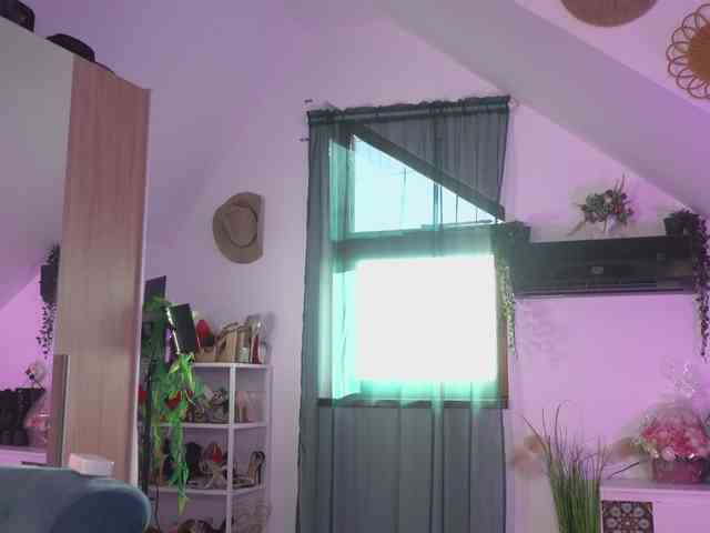 VixenIvy webcam