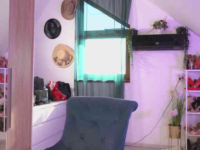 VixenIvy webcam