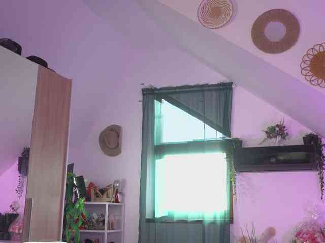 VixenIvy webcam