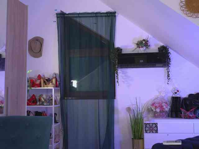VixenIvy webcam