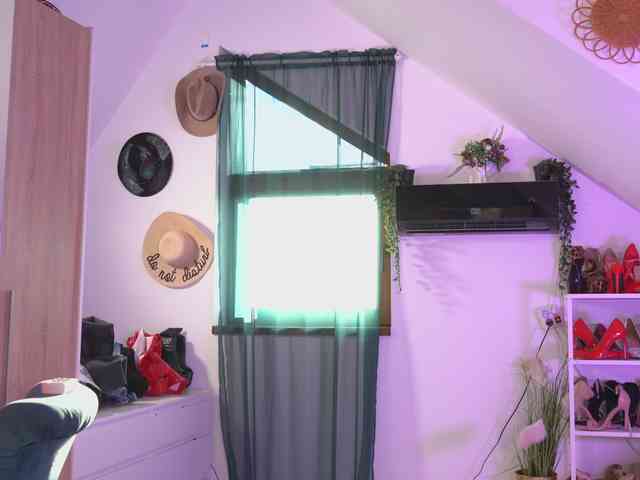 VixenIvy webcam