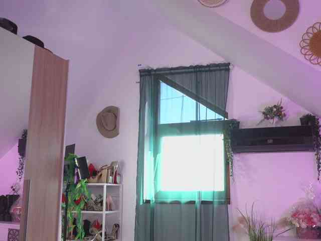 VixenIvy webcam