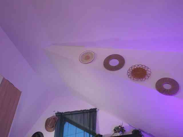 VixenIvy webcam