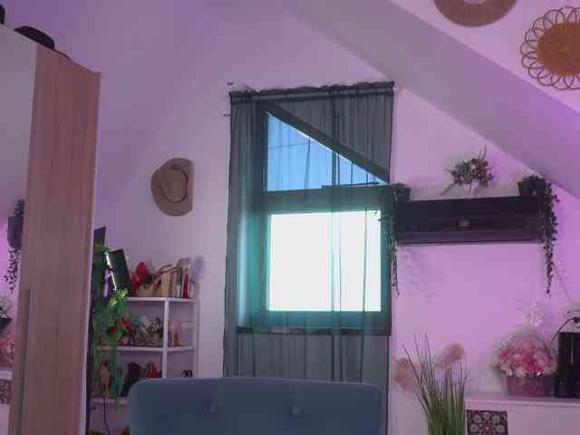 VixenIvy webcam