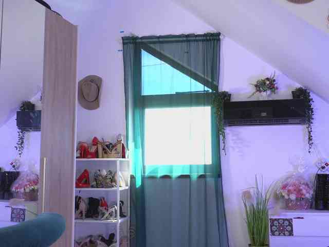 VixenIvy webcam