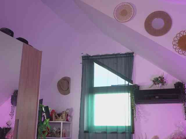 VixenIvy webcam
