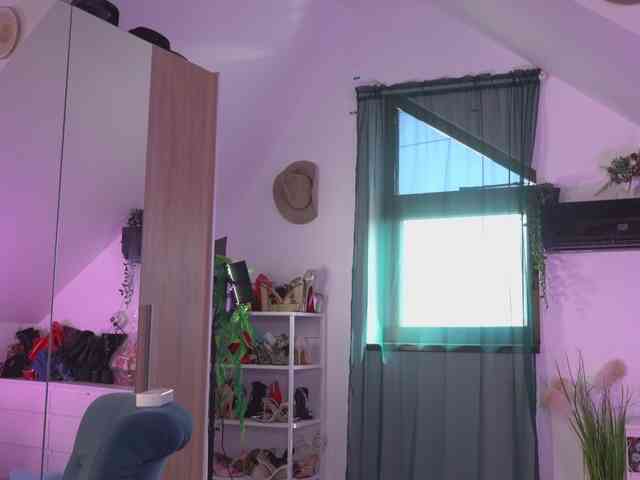VixenIvy webcam