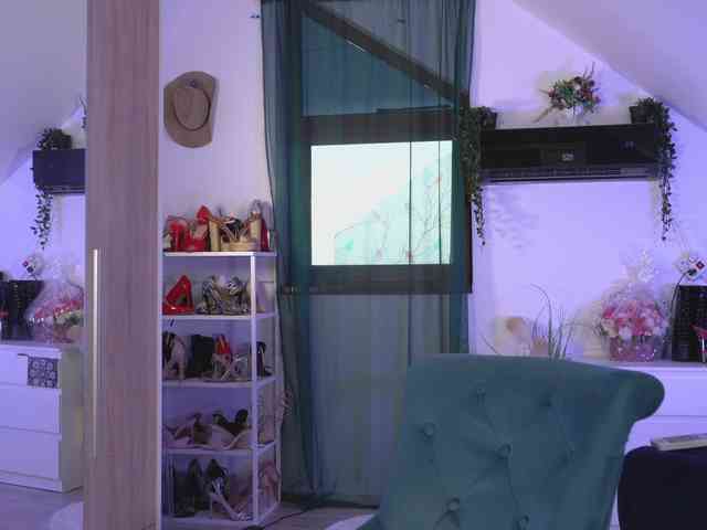 VixenIvy webcam