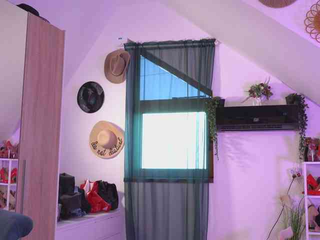 VixenIvy webcam