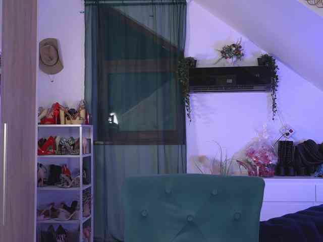 VixenIvy webcam