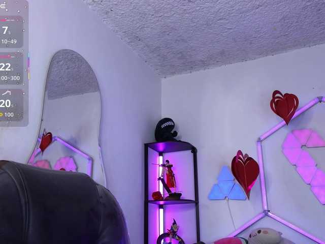MiaAdams live webcam show