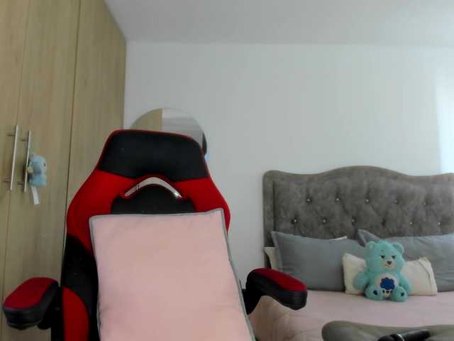 MiaAdams