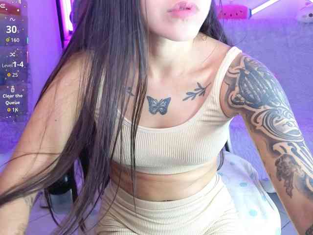 MiaAdams webcam