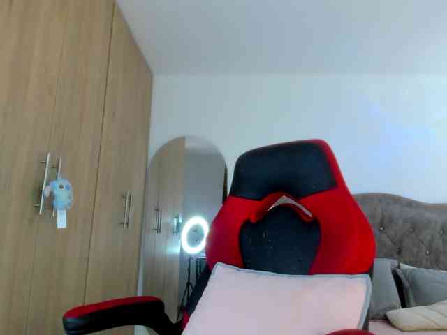 MiaAdams