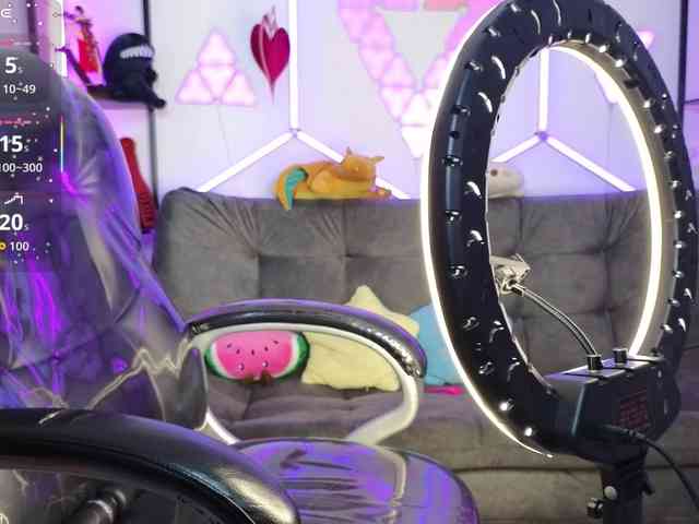 MiaAdams webcam