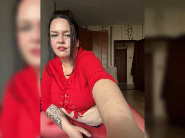 KatyushaBelly live webcam show