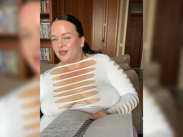 KatyushaBelly