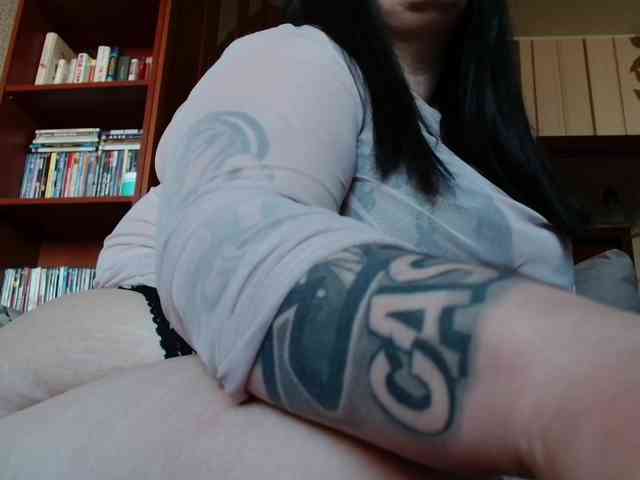 KatyushaBelly webcam