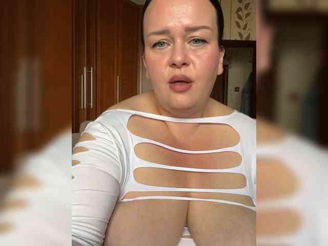 KatyushaBelly webcam