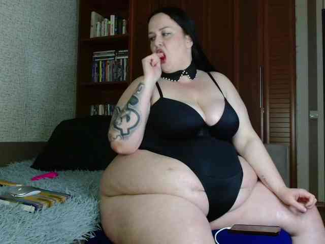 KatyushaBelly webcam