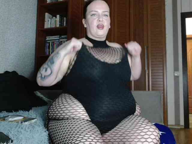 KatyushaBelly webcam