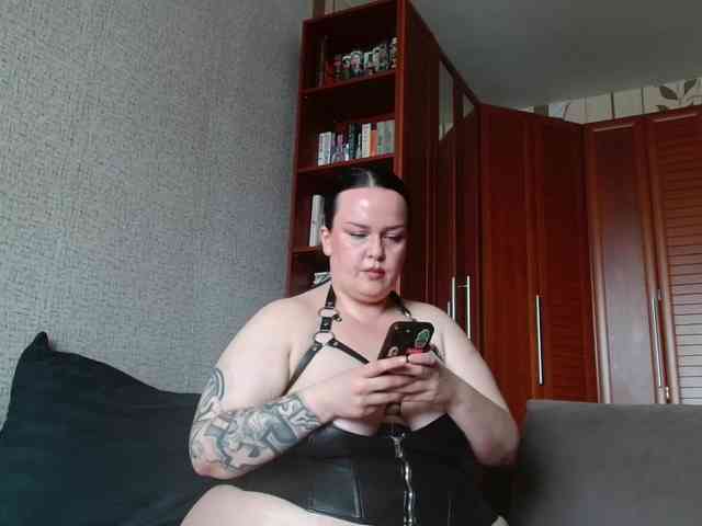 KatyushaBelly webcam