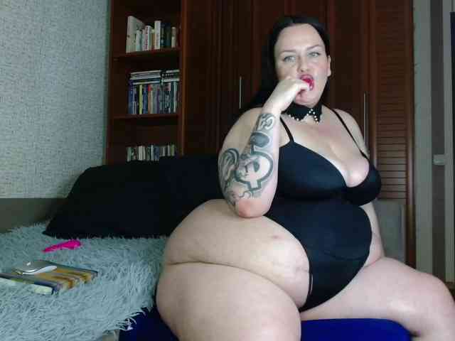 KatyushaBelly webcam