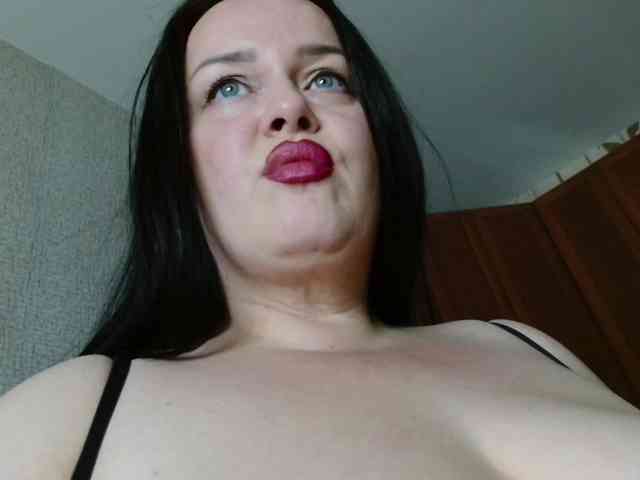 KatyushaBelly webcam