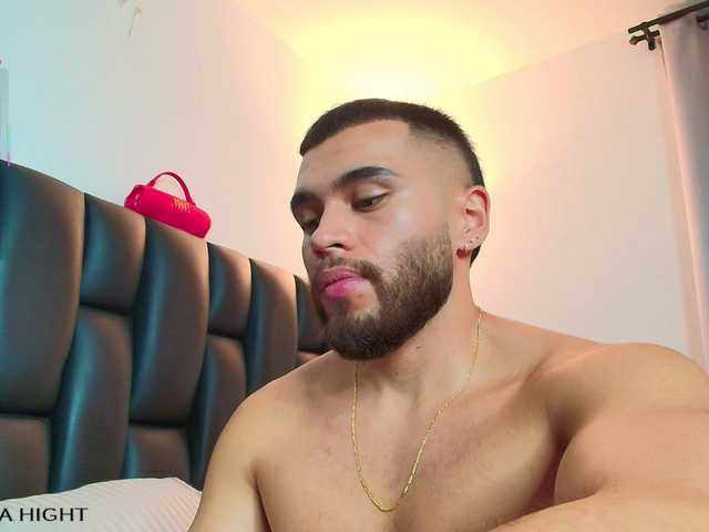 ThiagoHunk live cam