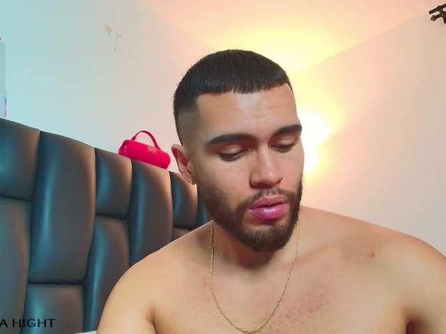 ThiagoHunk live cam