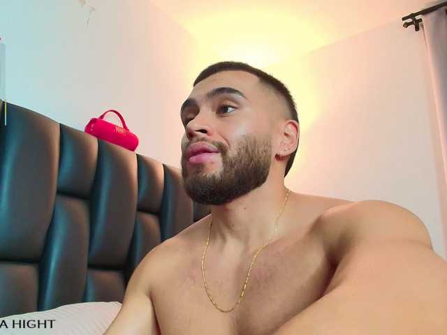 ThiagoHunk live cam