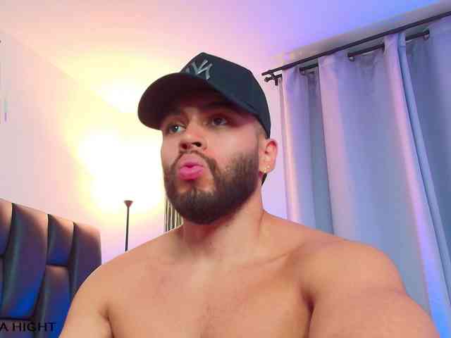 ThiagoHunk Sex Cam Show
