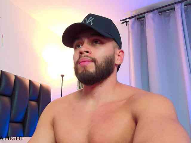 ThiagoHunk Sex Cam Show