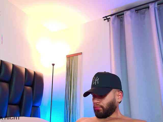 ThiagoHunk Sex Cam Show