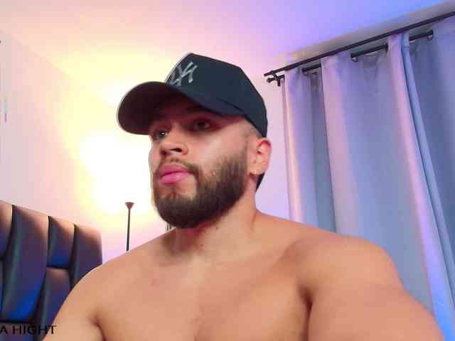 ThiagoHunk Sex Cam Show