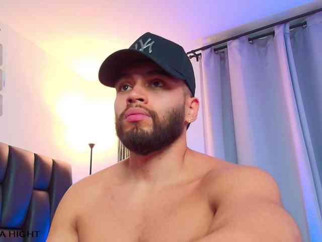ThiagoHunk Sex Cam Show