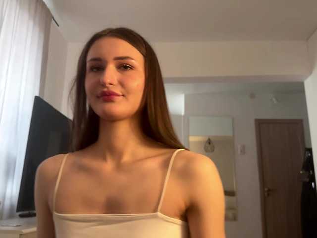 LauraMondella's BongaCams profile