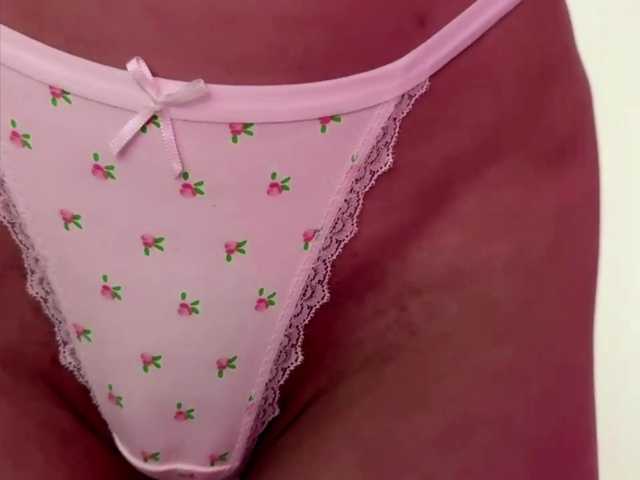 LauraMondella live cam on BongaCams