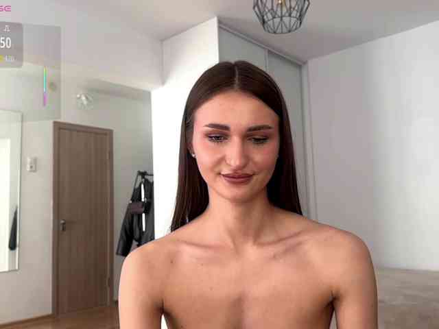 LauraMondella webcam