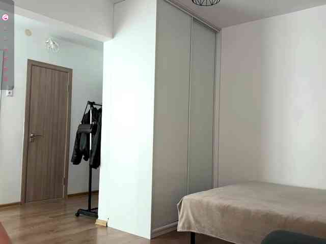LauraMondella webcam