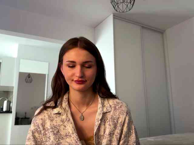 LauraMondella webcam