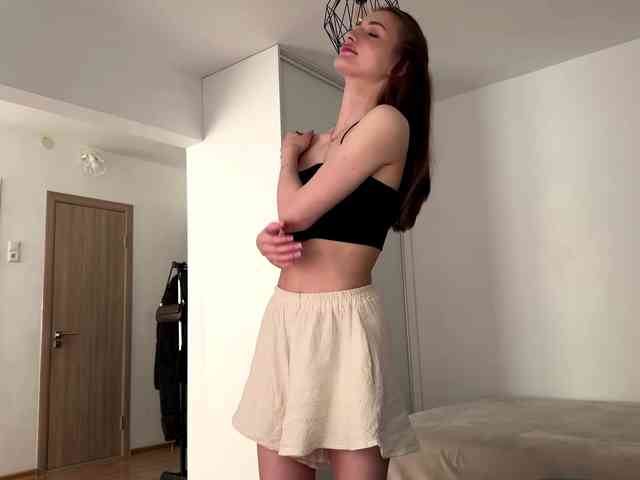LauraMondella webcam