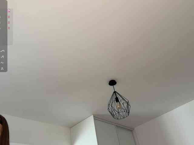 LauraMondella webcam