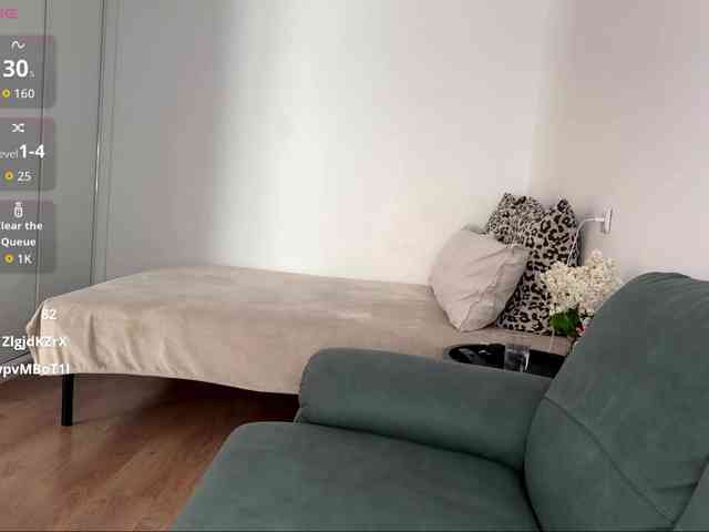 LauraMondella webcam